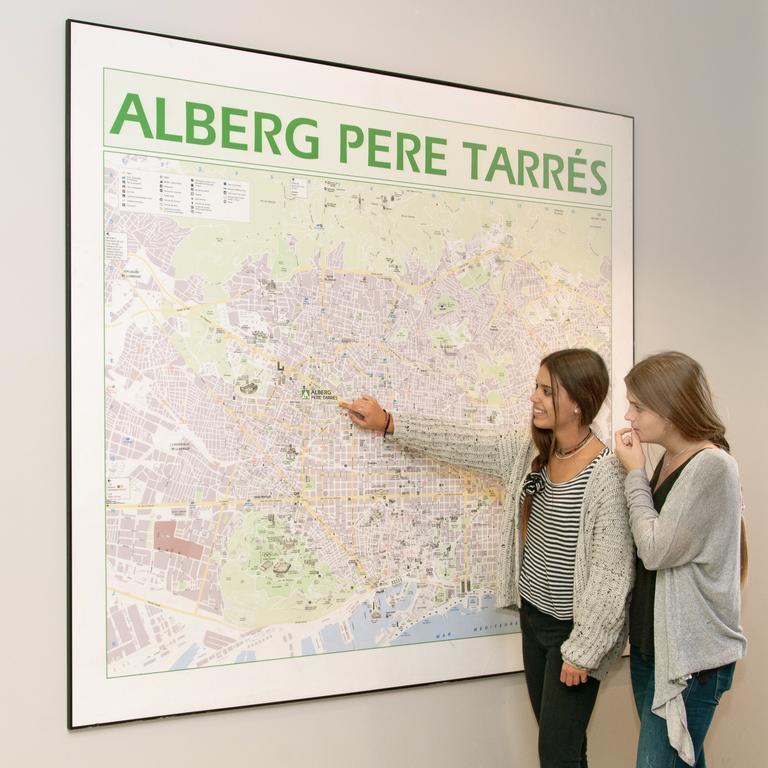 Alberg Pere Tarres Barcelona Eksteriør bilde
